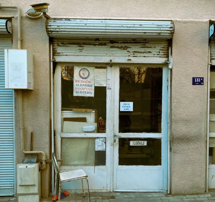 Entrance doors of a small commercial premises – Locksmith Lancing commercial enquiries, separate from residential locksmith Lancing services